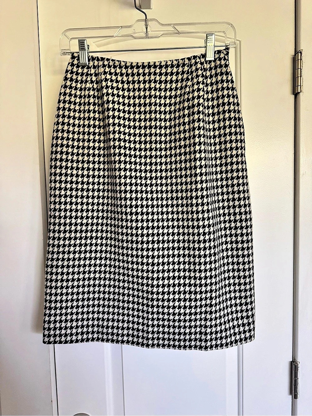 Vintage Houndstooth Pencil Skirt in Black & White Size 9-10